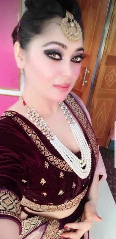 Avatar: Mona Khan