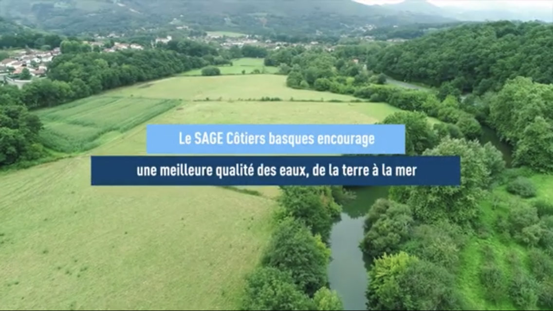 Image média: Station de pompage Saint-Pee-sur-Nivelle ouvrage utile? Quelle artificialisation?  Construite sur de l’artificiel public ou du naturel privé?