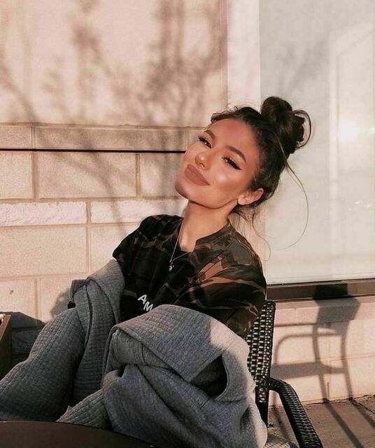 avatar Athena Briton